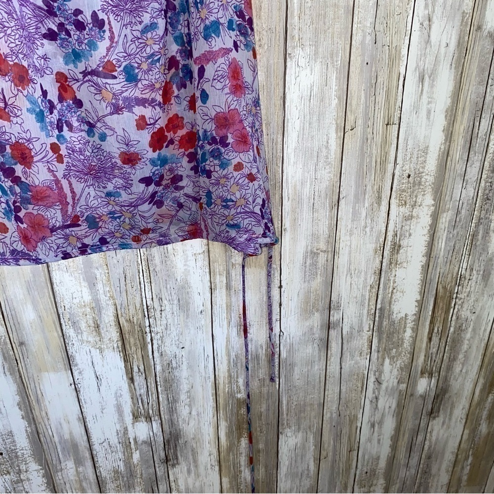 American Eagle Purple Floral Sheer Tank - Picture 4 of 5